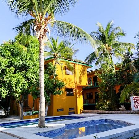 Hotel Posada Playa Manzanillo Пуерто-Ескондідо Екстер'єр фото
