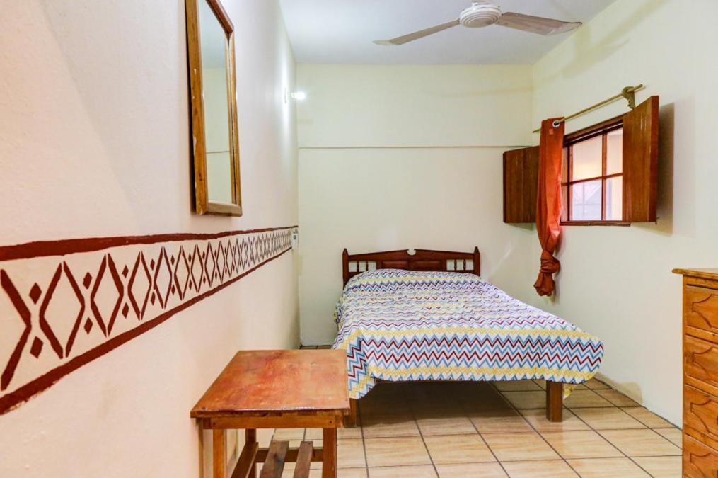 Hotel Posada Playa Manzanillo Пуерто-Ескондідо Екстер'єр фото