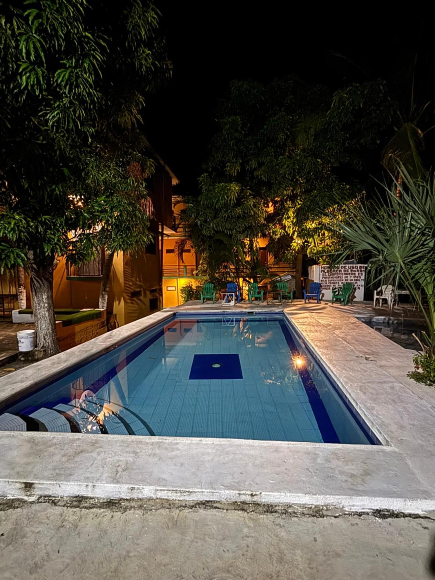 Hotel Posada Playa Manzanillo Пуерто-Ескондідо Екстер'єр фото
