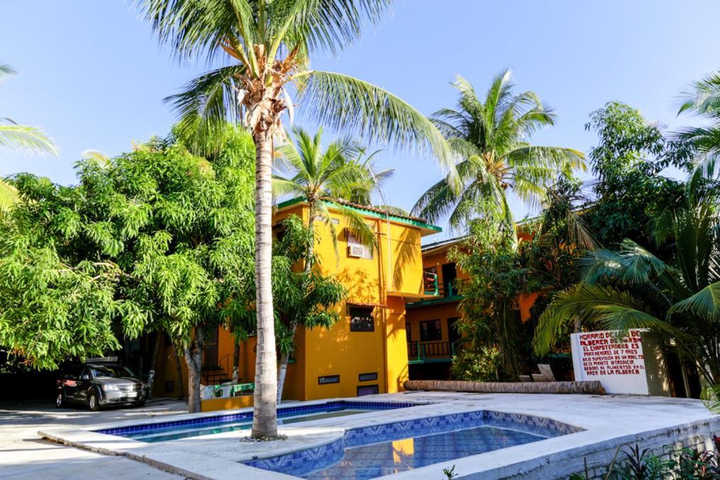 Hotel Posada Playa Manzanillo Пуерто-Ескондідо Екстер'єр фото